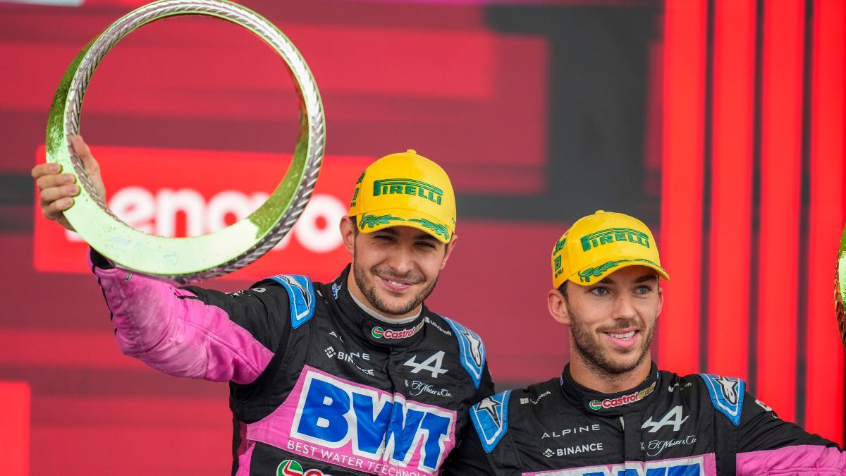 Esteban Ocon y Pierre Gasly celebran el doble podio de Alpine en Brasil