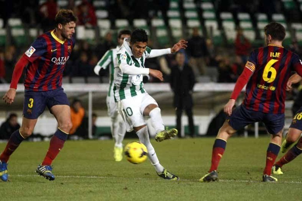 Lance del Córdoba CF - Barcelona B del curso 2013-2014 en El Arcángel.