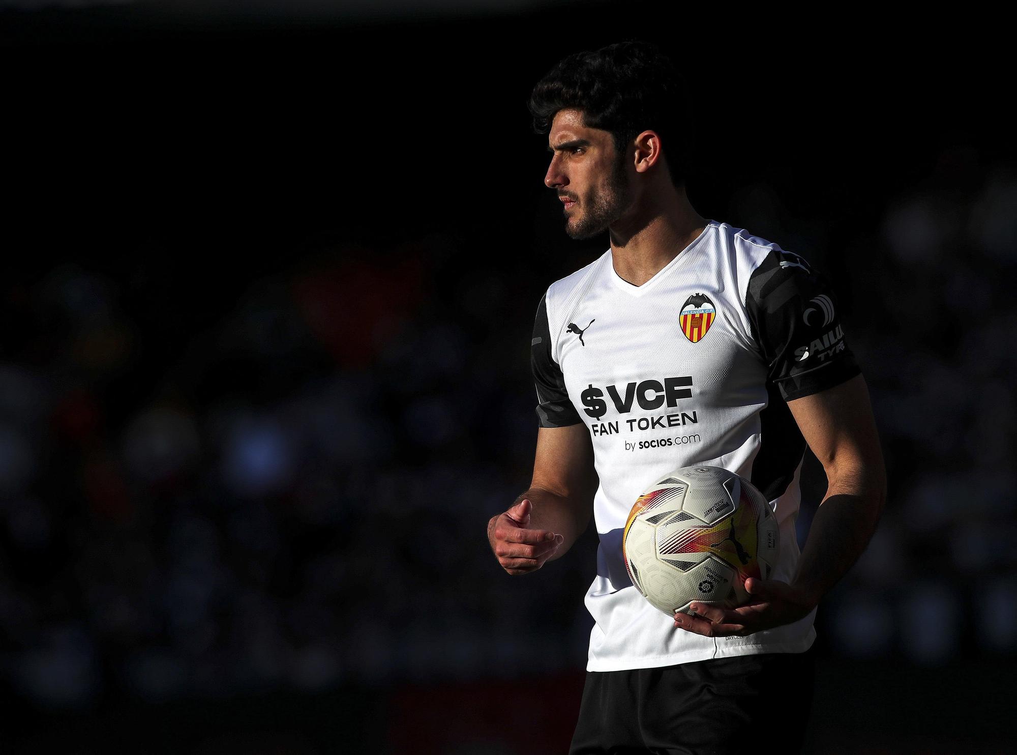 Gonçalo Guedes, 2.930 minutos.jpg