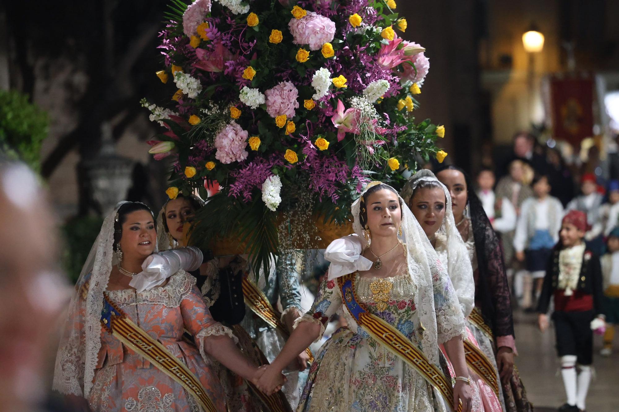 Búscate en el primer día de la Ofrenda en la calle San Vicente entre las 23 y las 24 horas