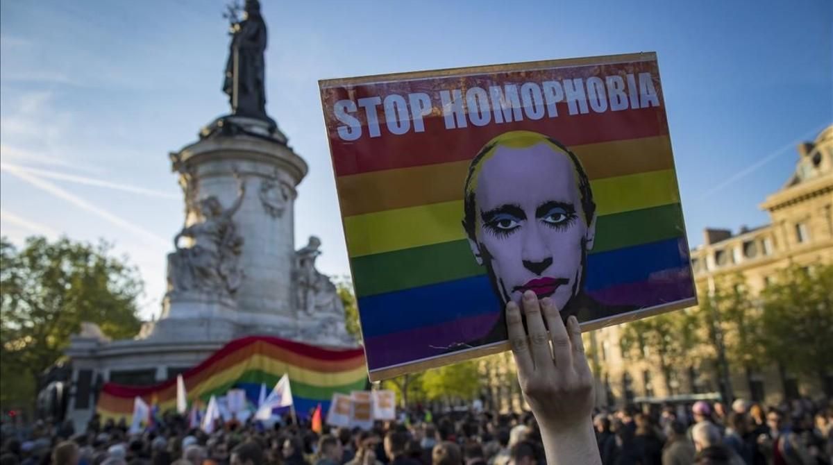 Protesta contra la homofobia en París.