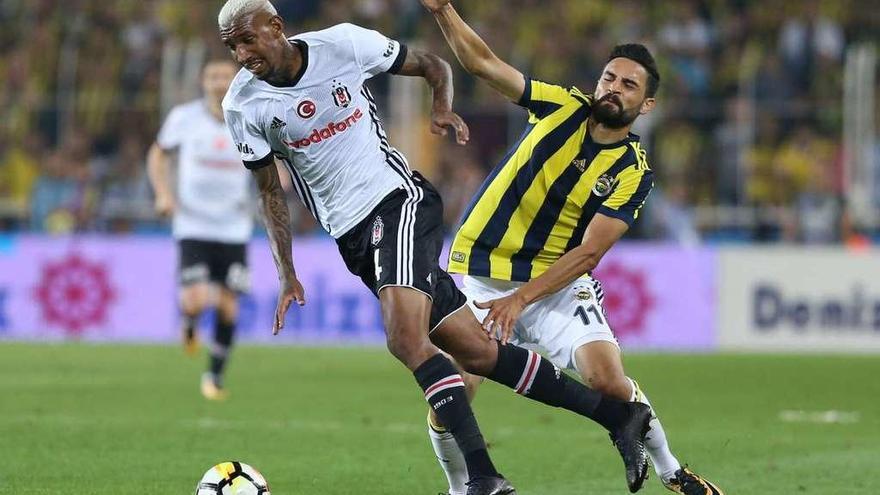 Imagen del partido de este fin de semana entre el Fenerbahçe y el Besiktas.