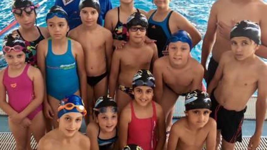 El Natació Xàtiva logra 3 medallas en el Trofeu d&#039;Oliva y 6 en Castelló