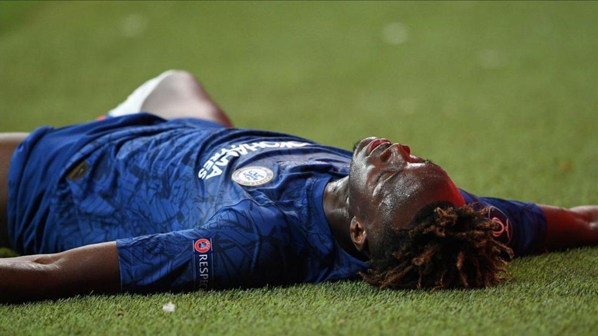 Tammy Abraham fue víctima de racismo tras la final de la Supercopa de Europa