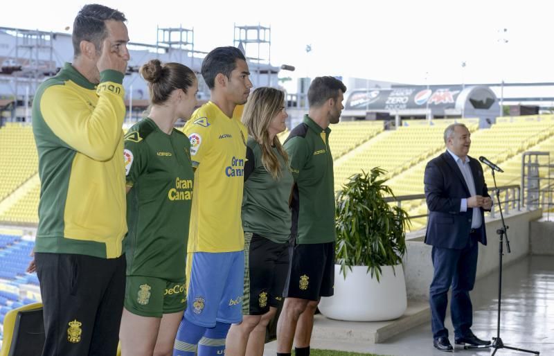 29/06/2018 LAS PALMAS DE GRAN CANARIA. Presentación equipación de la UD Las Palmas temp. 18/19.FOTO: J.PÉREZ CURBELO  | 29/06/2018 | Fotógrafo: José Pérez Curbelo