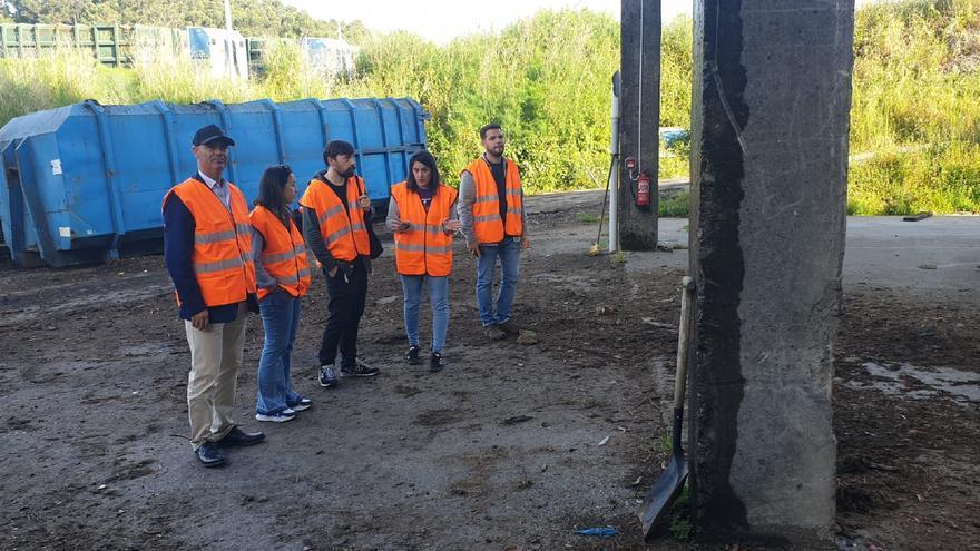 Técnicos de Porto visitan la planta de compostaje de O Morrazo