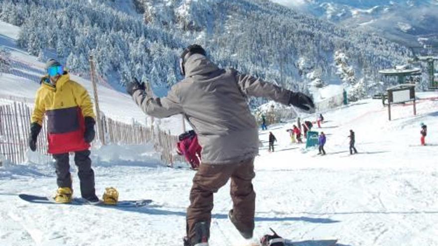 Algunes pistes d&#039;esquí gironines fa dies que estan obertes.