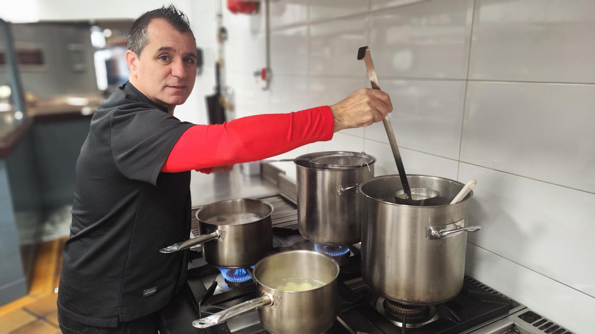 Comidas y cenas de amigos para celebrar la Navidad en Asturias