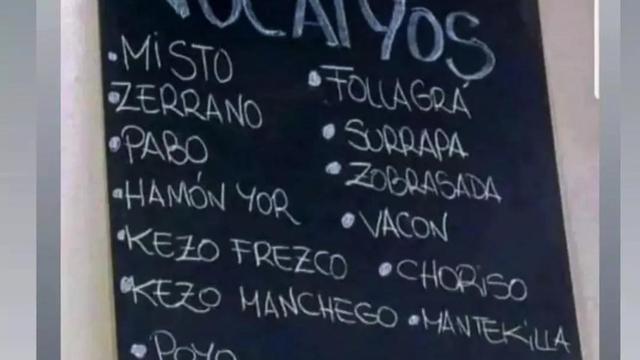 Peculiar menú de bocadillos de un bar