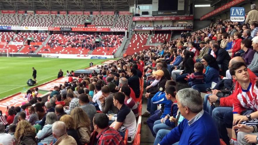 Más de cuatro mil sportinguistas lanzan al Sporting hacia la permanencia