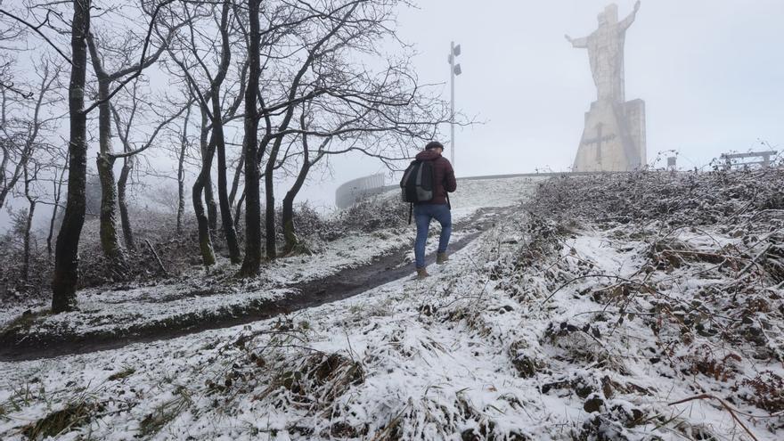 Asturias, en alerta por frío y nevadas, registra -5 grados en Leitariegos