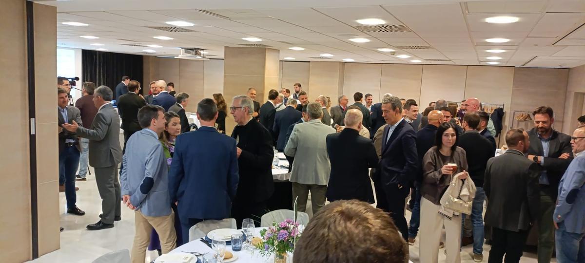 El acto para celebrar el 25 aniversario de AEMA se desarrolló en uno de los salones del hotel Amistad de Murcia.