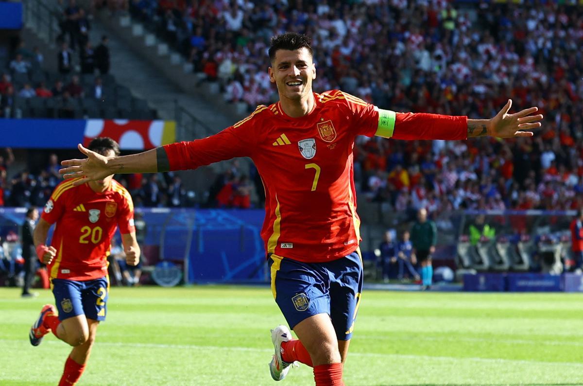 Morata celebra el 1-0 de España a Croacia en Berlín.