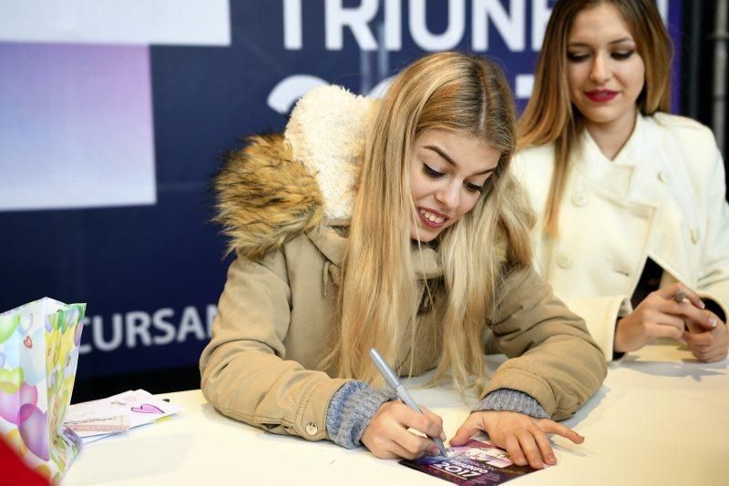 Firma de discos de los exconcursantes de OT en Puerto Venecia