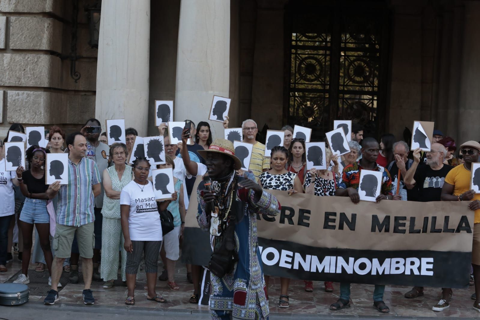 Concentración en València en recuerdo de las víctimas de la masacre de Melilla