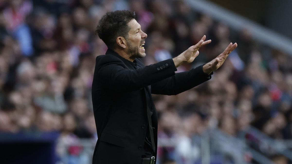 Simeone, durante el partido ante Osasuna