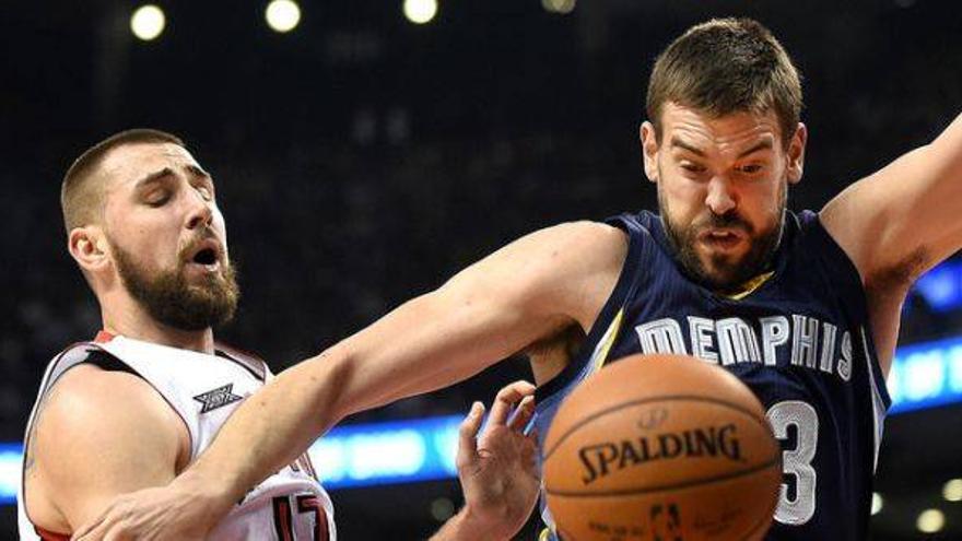 Los Grizzlies de Marc Gasol pierden el duelo de líderes con los Raptors (96-92)