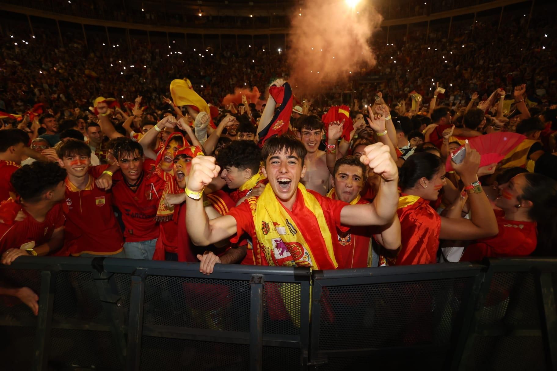 España gana la Eurocopa: Los alicantinos celebran la final de la Eurocopa