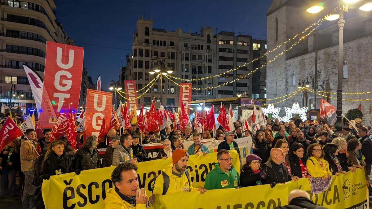 Arranque de la manifestación en la Plaza de San Agustín