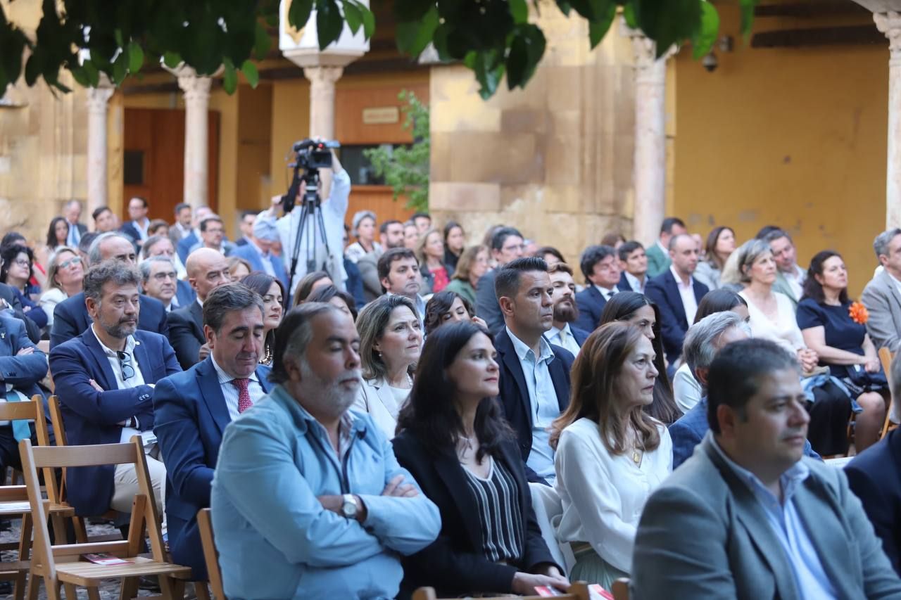 La entrega de los premios 'Ver Iglesia 25' y ‘Entidades con Corazón’, en imágenes