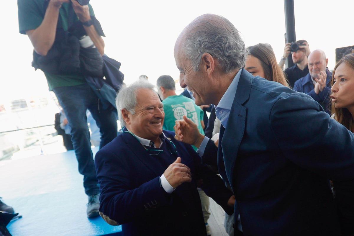 Todas las fotos del acto de Camps en el Veles e Vents