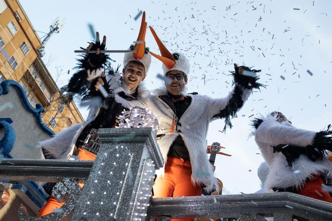 GALERÍA | Zamora se llena de color en el desfile de Carnaval