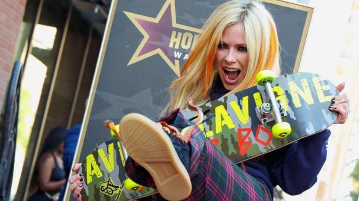 Sale a la luz la enfermedad de Avril Lavigne