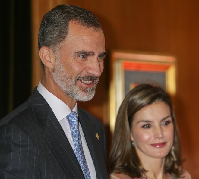Felipe VI y la Reina Letizia reciben a los galardonados con las medallas de Asturias