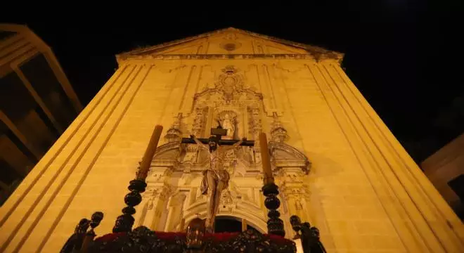 La Buena Muerte, bajo la luna de la madrugada