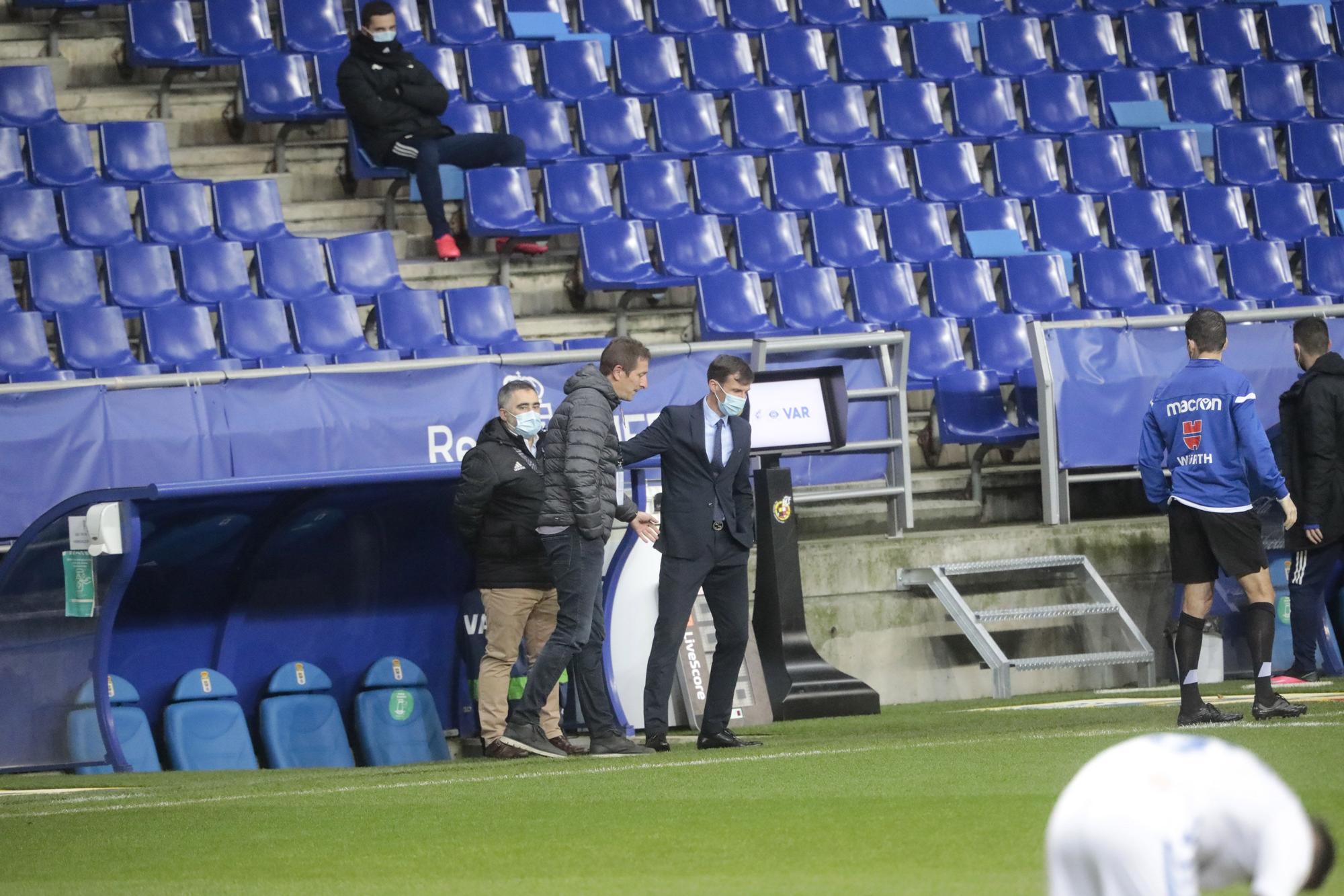 El partido del Oviedo ante el Tenerife, en imágenes