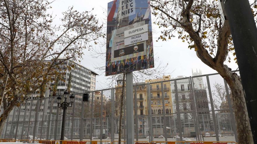 El viento de 60 km/h silencia la Catedral de la Pólvora y amenaza la mascletà de hoy