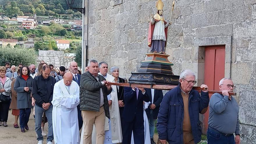 La borrasca Claudia obliga a suspender la verbena de San Martiño en Bueu