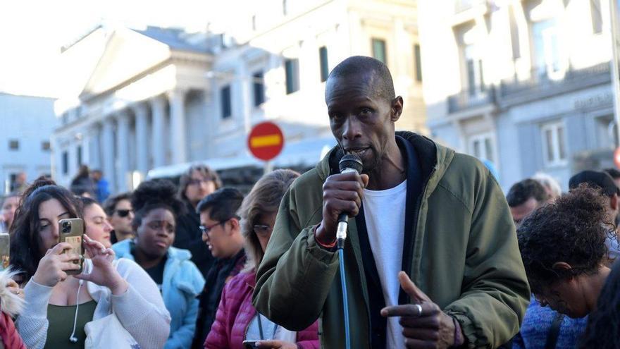 &quot;Vuélvete a tu país&quot;: la respuesta de una edila de Vox de Valencia al secretario de Antirracismo de Podemos