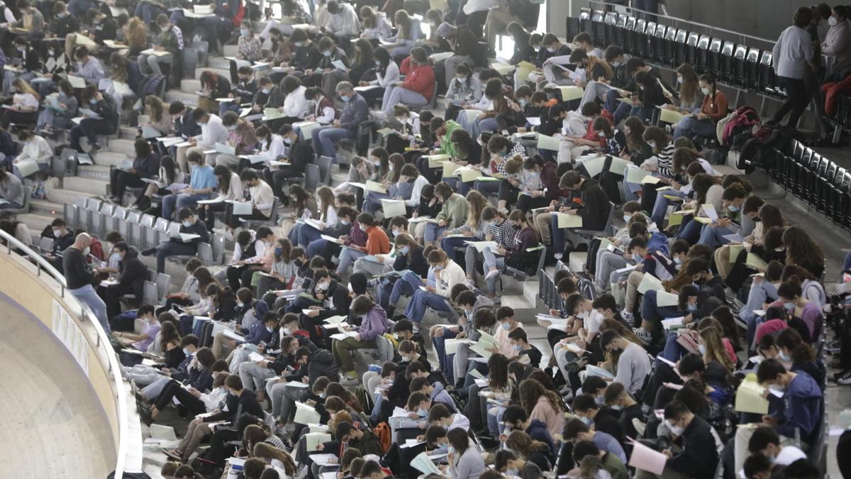 Casi 14.000 estudiantes de Baleares participan en las pruebas Canguro