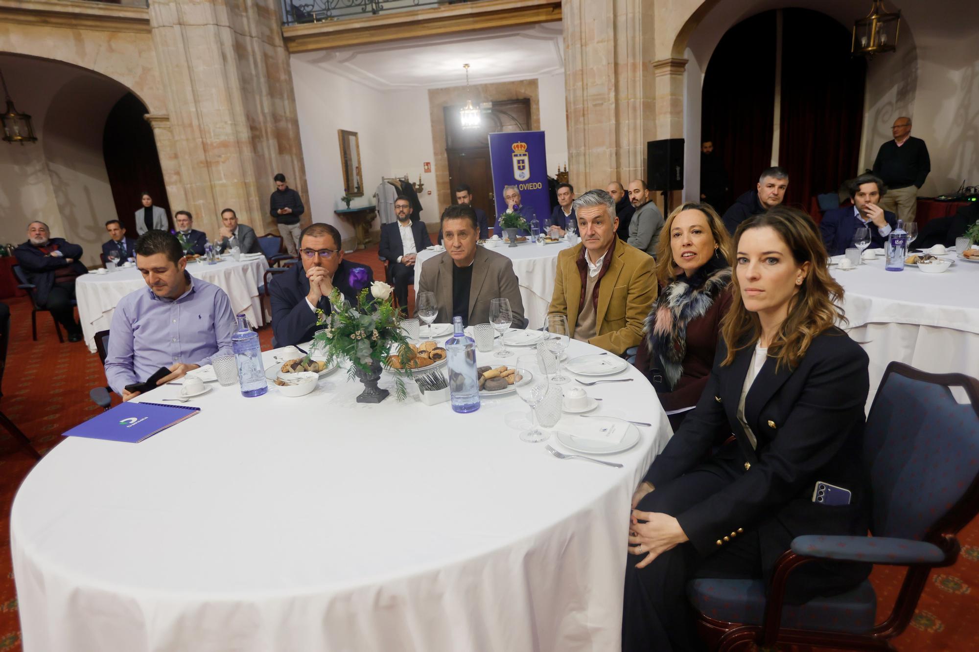 EN IMÁGENES: encuentro del Oviedo con Compromiso Asturias XXI