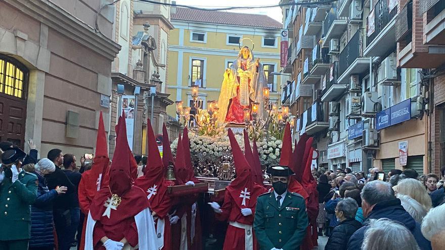 Semana Santa de Murcia: la Virgen del Primer Dolor procesiona en La Salud