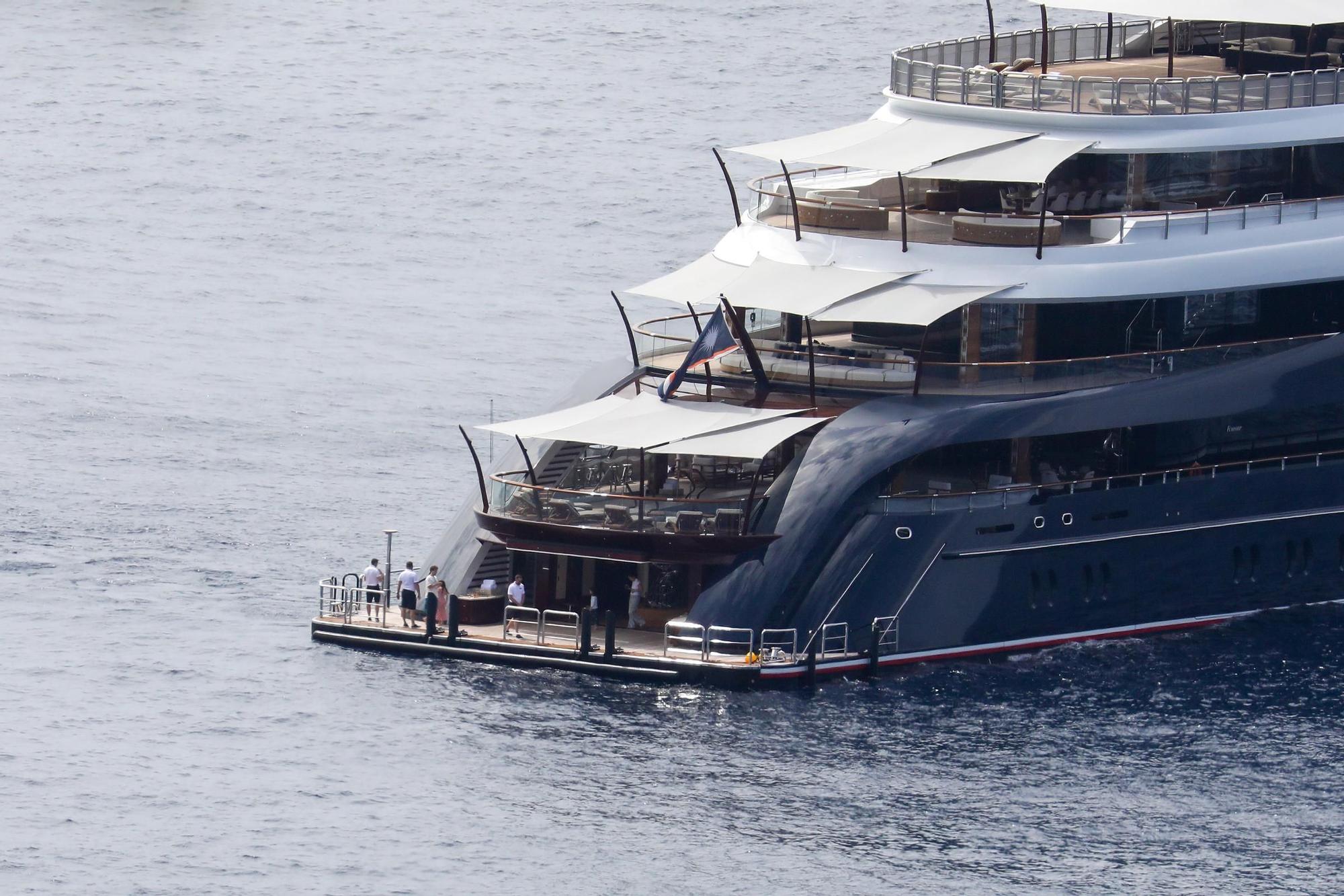 Mark Zuckerberg celebra su cumpleaños a bordo de su lujoso megayate en aguas de Mallorca