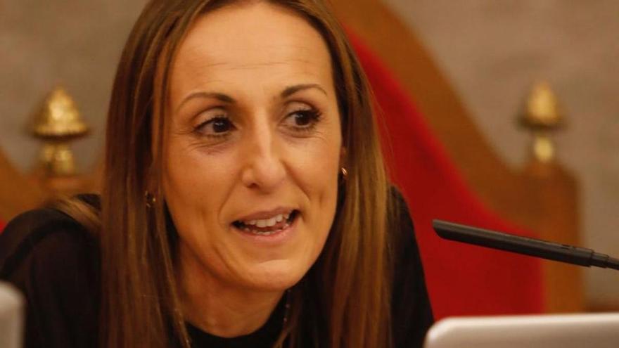 María Álvarez.