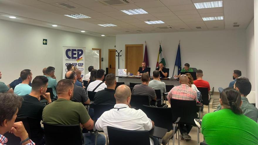 Reunión en la sede de la CEP Málaga.