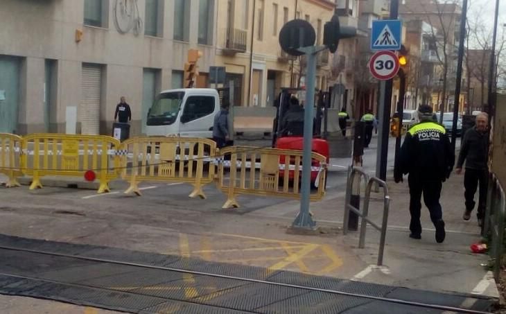 Avaria al pas a nivell del tren a Figueres