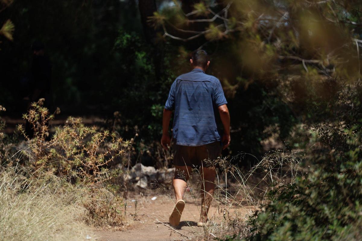Las imágenes del despliegue policial por los okupas de Punta Arabí. Las imágenes del despliegue policial por los okupas de Punta Arabí.