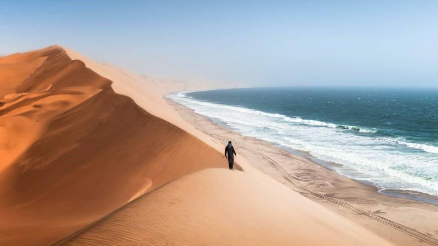 Recorre las dunas infinitas de Namibia en la próxima Expedición VIAJAR