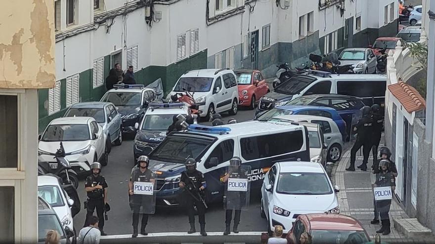 Operación antidroga en Las Palmas de Gran Canaria: tres detenidos y dos registros en domicilios en un macrodispositivo en Zárate