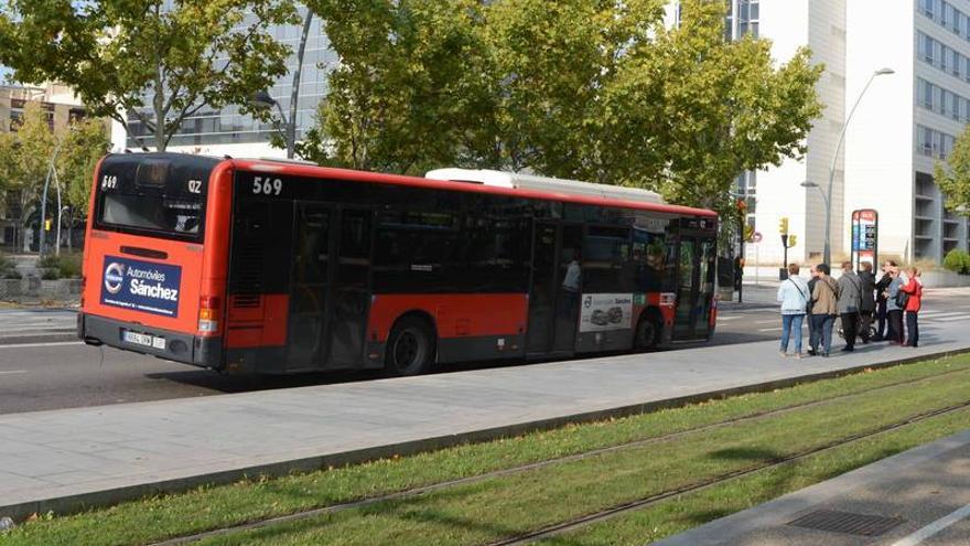 No se ejecutarán 200.000 euros para las marquesinas del bus