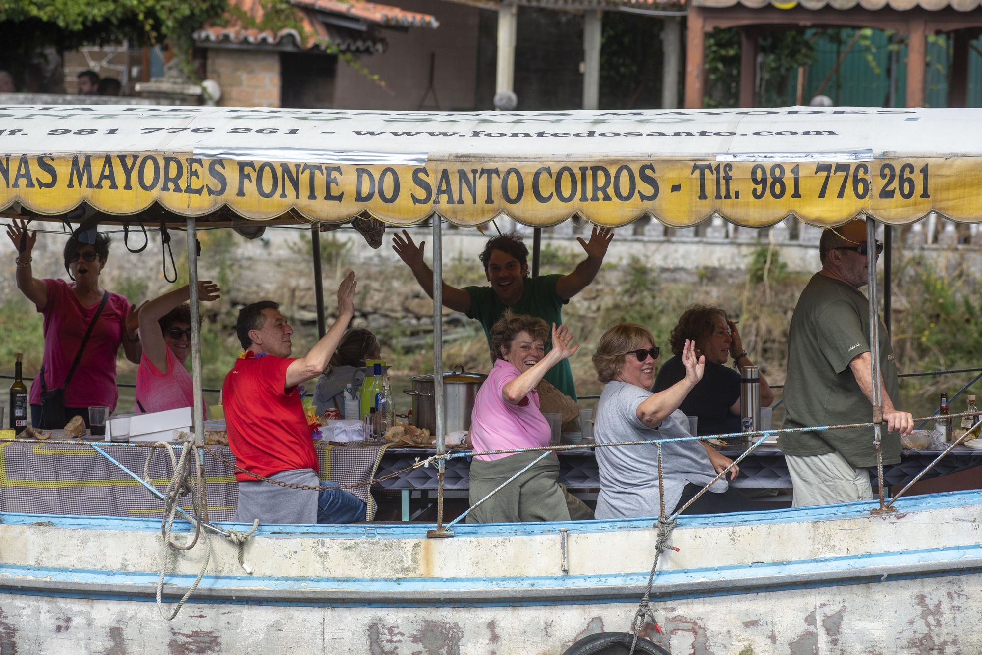 Betanzos cierra sus fiestas con la jira de Os Caneiros en familia