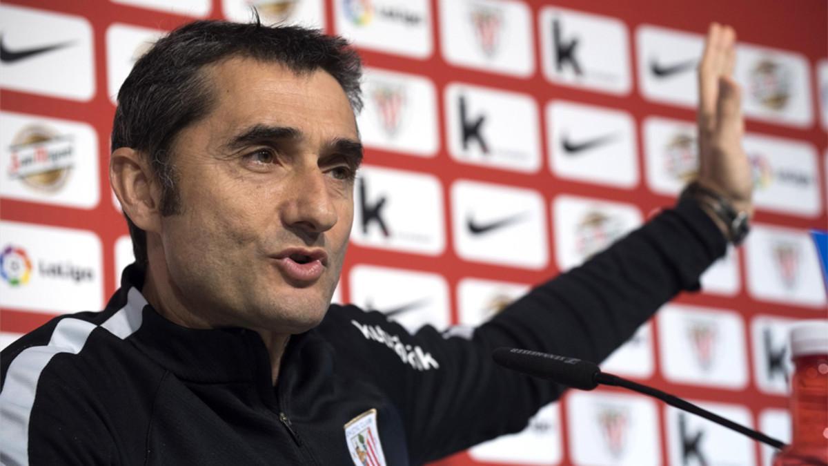 Valverde comparece en rueda de prensa