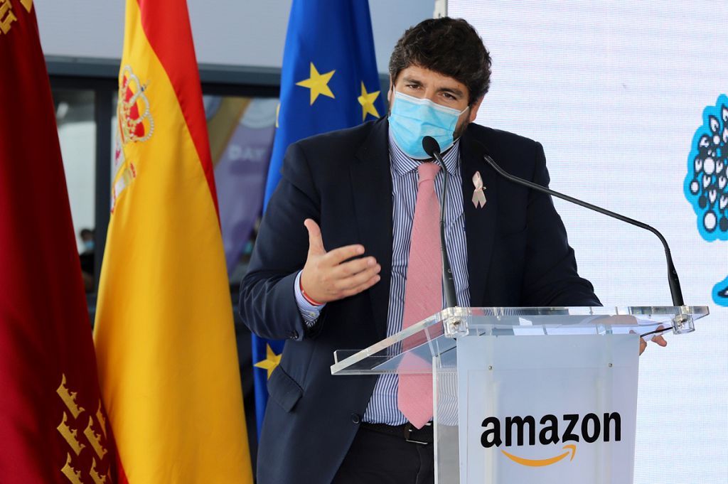 Inauguración del centro logístico de Amazon en Murcia