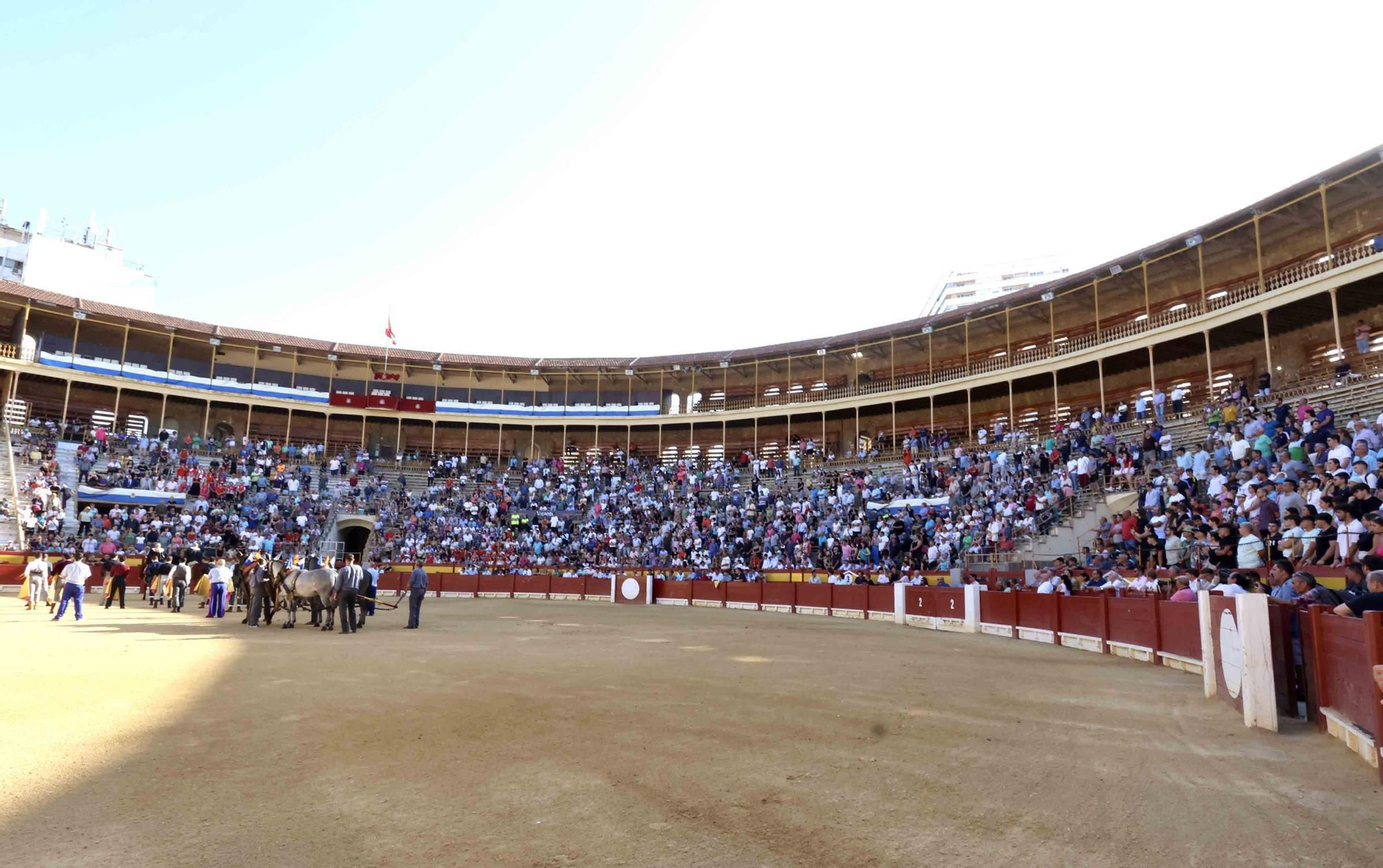 Samuel Castejón triunfa en la primera clase práctica de la Feria de Hogueras 2024