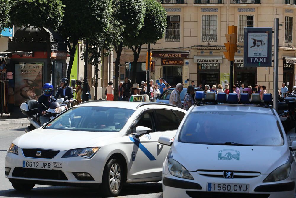 Huelga de los taxistas de Málaga contra las licencias VTC