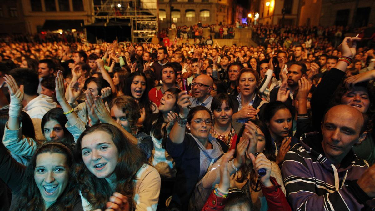 Público en un concierto en Oviedo.